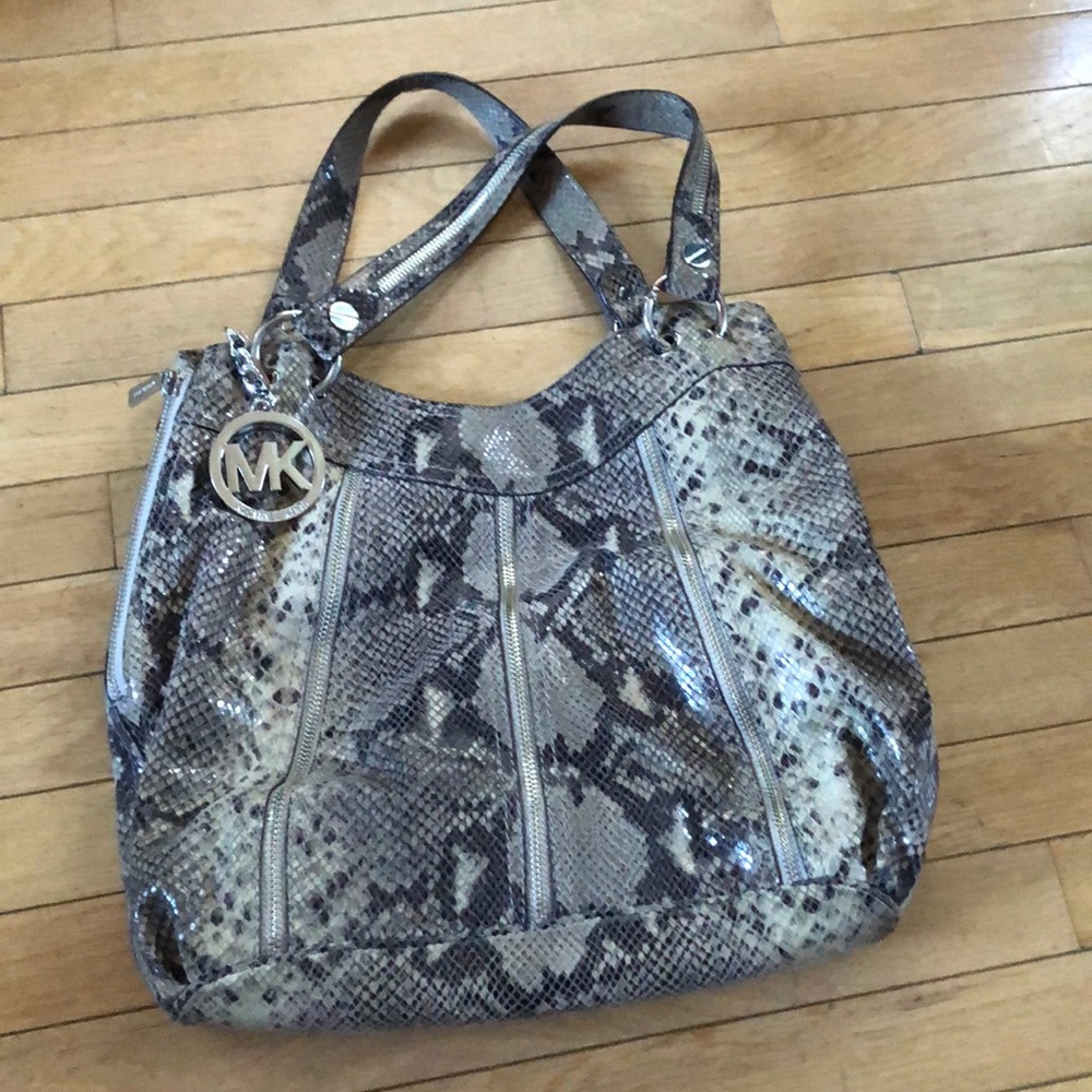 Snake skin shoulder bag